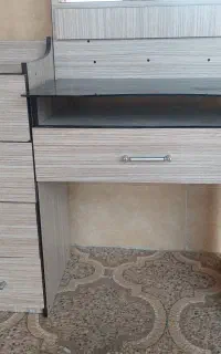 میز آرایشی
