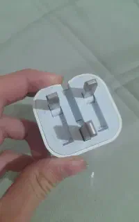 آداپتور ۲۰ وات