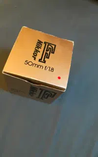 لنز نیکون ۵۰ f 1.8