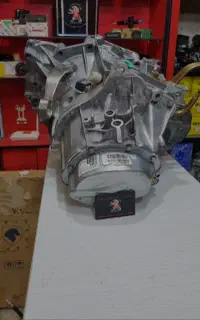 تعمیرگاه تخصصی گیربکس کوثری همدان