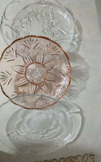 ظرف شیشه‌ای