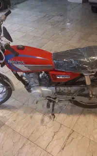 موتورهندا درجه یک مدل ۸۲