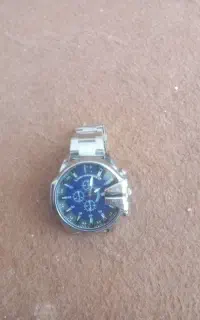ساعت تقویم دار