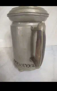سماور شکاری و ترازو قدیمی کوچک دکوری