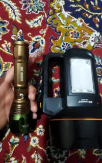 چراغ قوه شارژی