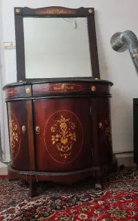 آینه کنسول