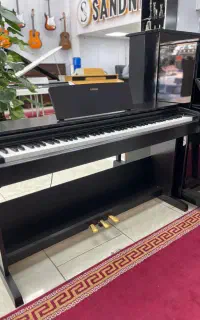 پیانو ydp103 در رویال موزیک