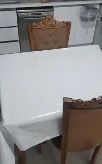 مبل راحتی هفت نفره  ومیز غذا خوری چهارنفره