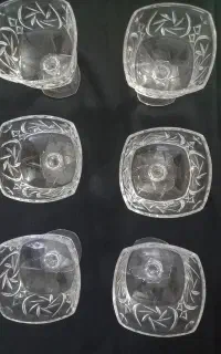 بستنی خوری  پایه دار