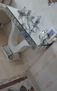 کنسول شیشه ای