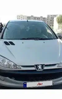 206 مدل 85 خانگی  بی رنگ ودرحد