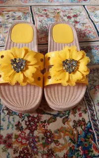 دمپایی دخترانه جنس خوب نوی نو سایز۳۳