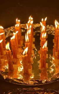 طالع بینی و شمع تراپی با دقت و شهود بالا