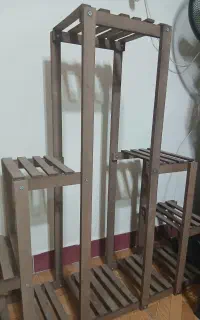استند گل وگلدان