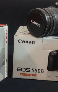 دوربین کنون مدل 550D با لنز 18-200