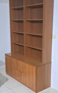 کتابخانه ۵ طبقه دو تیکه