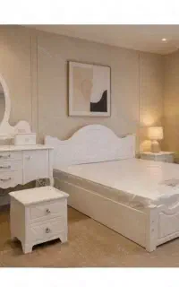 تخت خواب نازنین،  ماندگار