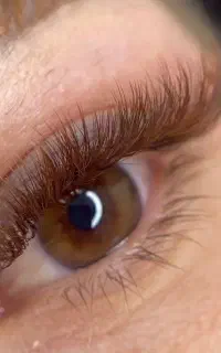 اکستنشن مژه و لیفت و لمینت