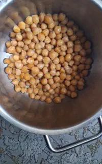 نخود ابگوشتی