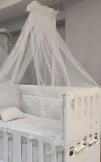 تخت نوزاد . گهواره
