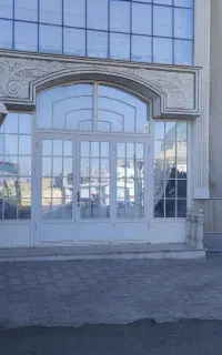 برش ونصب انواع شیشه های ساختمانی