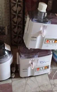 ابمیوه گیری و جارو رباتیک زیر فاکتور خرید