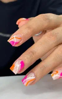 ترمیم و کاشت ناخن اکستنشن مژه بافت مو کوتاهی