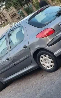 پژو ۲۰۶  خاصا. مدل اخر۸۹