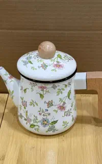 اکثر کار ها روس و درجه یک