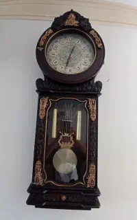 ساعت دیواری