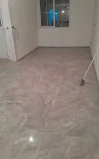 کاشی‌کاری وسرامیک کاری به صورت چسبی و دوغابی