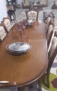 میز ۱۲ نفره