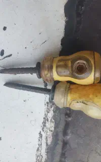 خار جم کن و پیچ گوشتی