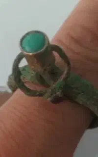 ۲ عدد انگشتر باسنگ یاقوت و فیروزه