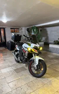 بنلی trk 250