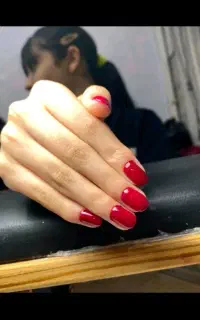 کاشت ناخن ومژه