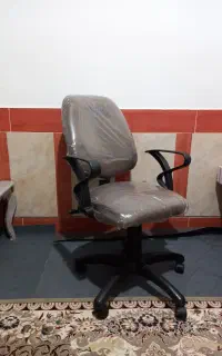 صندلی کامپیوتری چرخدار