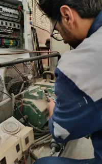 تعمیرات ،جابجایی، انواع سردخانه و یخچال فروشگاهی