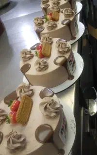 کیک سازم جویای کار