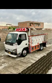 ایسوزو ۳تن دارم جهت باربری