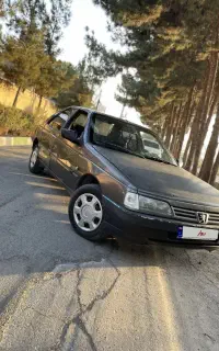 پژو 405 مدل 1381
