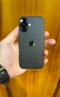 ایفون ۱۶ نرمال مشکی ۵۶ بار شارژ