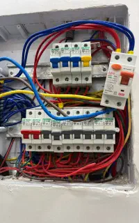 لوله کشی و برقکار ساختمان و تعمیر کولر