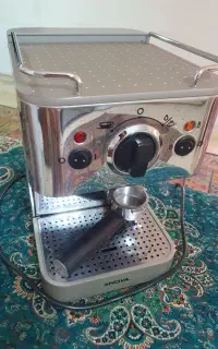 اسپرسو ساز نوا به همراه وسایل و محافظ برق