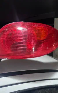 چراغ خطر عقب 206 سمت راست