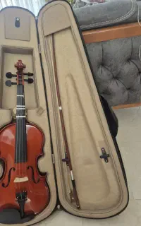 ویولن آماتی AMATI