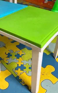 میز کودک سبز