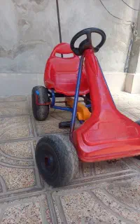 ماشین چهار چرخ