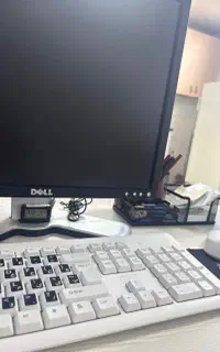 نیازبه نیروی کار خانم و آقا