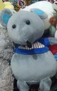 عروسک و اسباب بازی